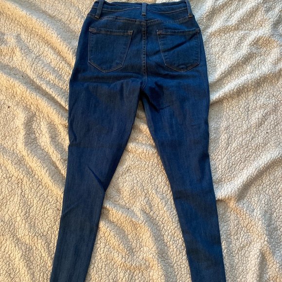 Blue Jeans - Picture 2 of 3